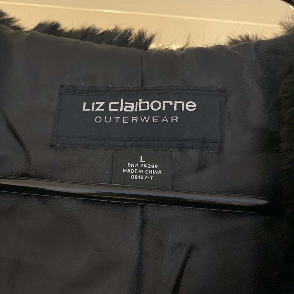 Black Faux fur coat - Picture 2 of 2